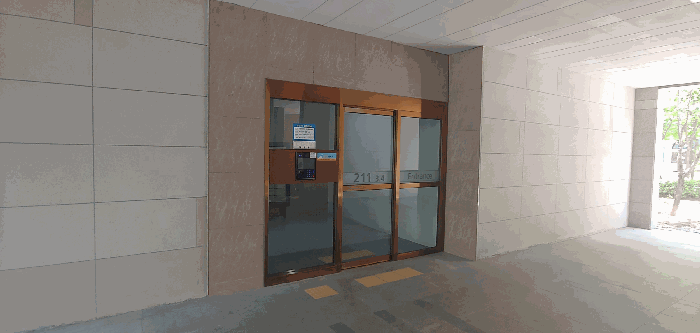 211동 1층 공동출입구