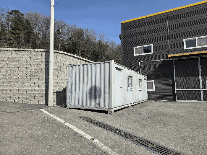 제 시 외 건 물 ㉠