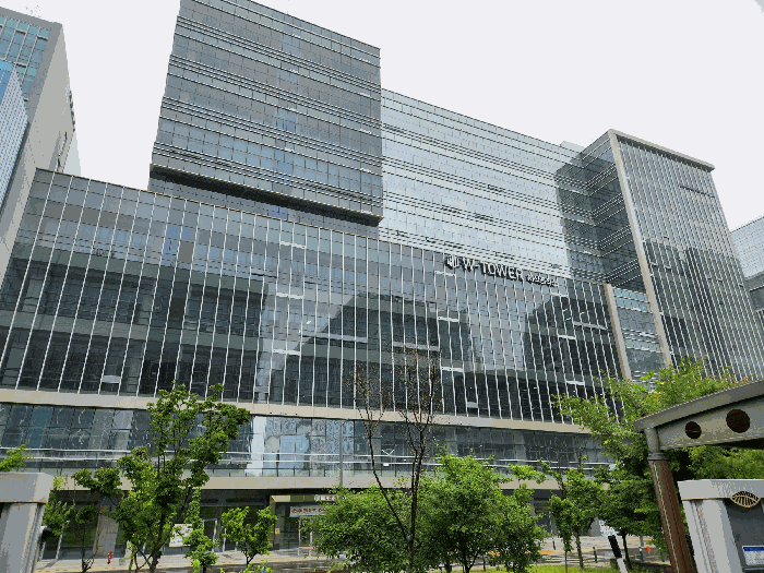 본건 소재건물(고덕지식공작소더블유타워)