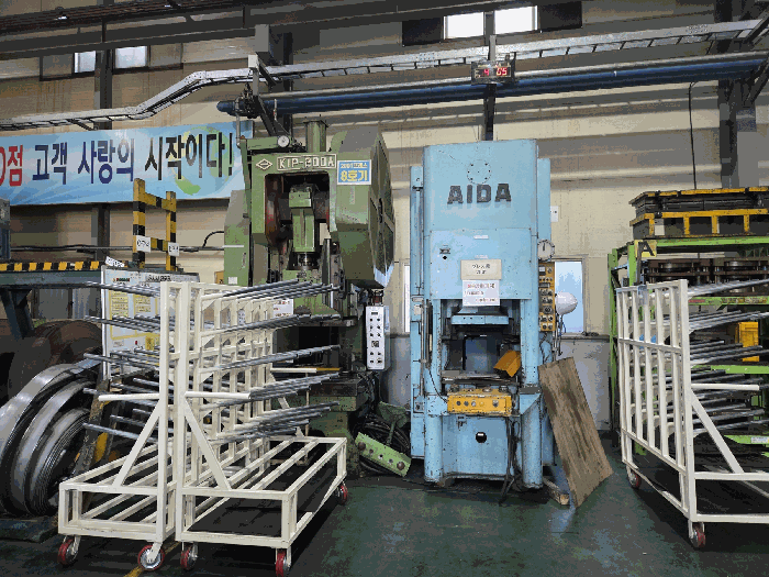 제시외기계기구(123),(124)