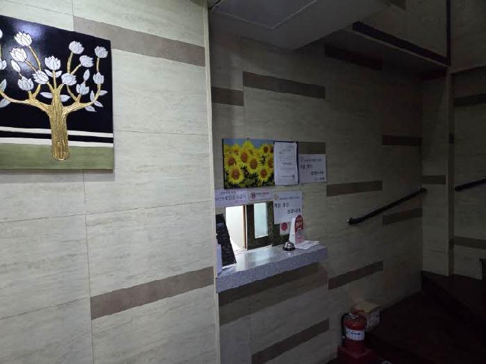 본건 1층 안내실