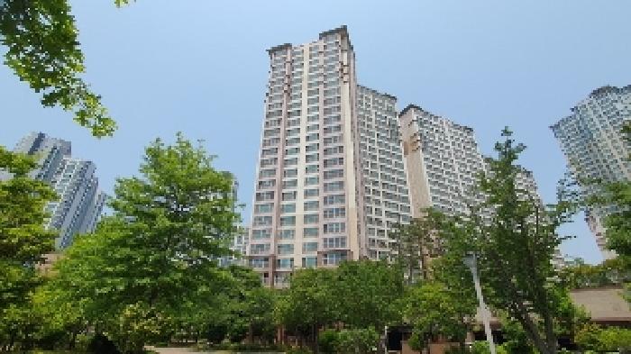 본건 소재 건물 외부 전경