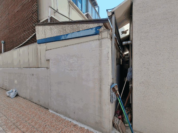 [제시외건물 ㄱ,ㄴ]