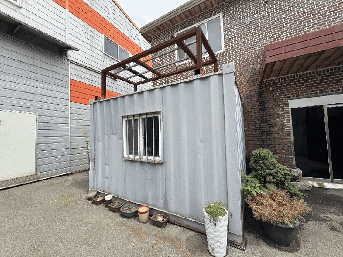 본건 지상 컨테이너