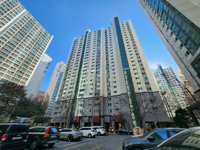 대상물건이 속한 건물 전경