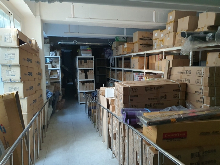 지하2층 내부 전경