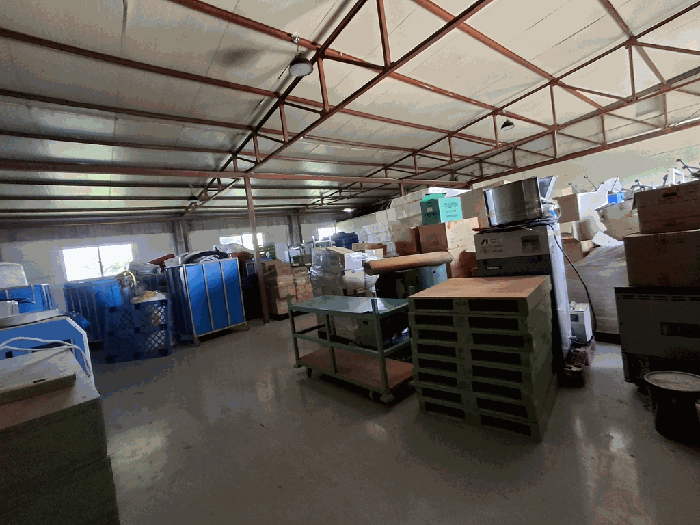 [제시외건물 ㉡ 내부]