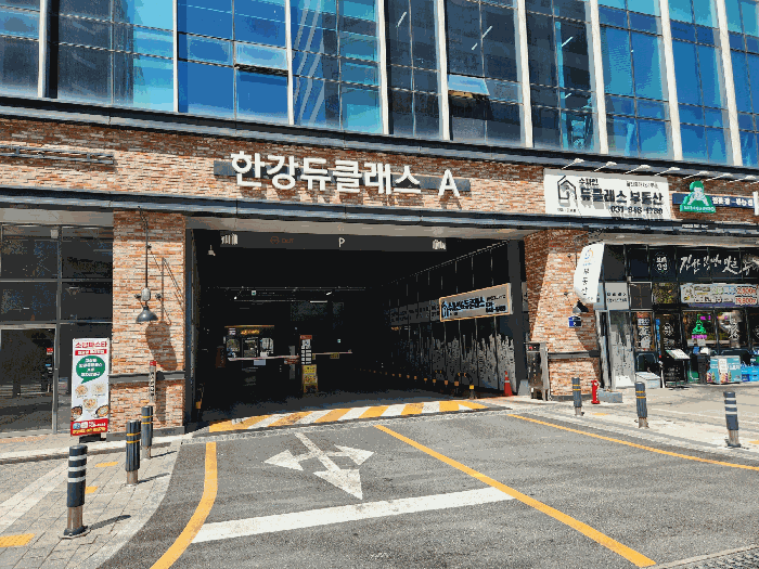 한강듀클래스의정부고산 에이동 출입구