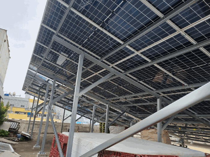 본건 2) 옥상 위 타인소유의 태양광설비 부분