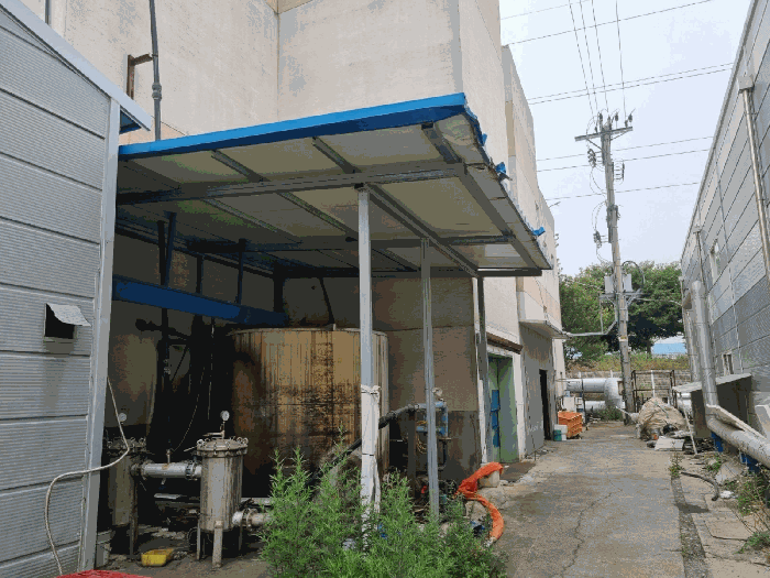 본건 제시외건물 ㄱ)