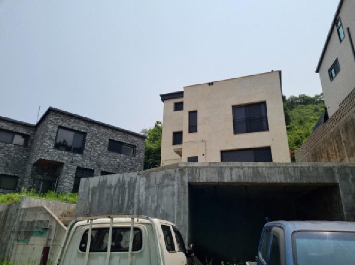 건물 외부 전경