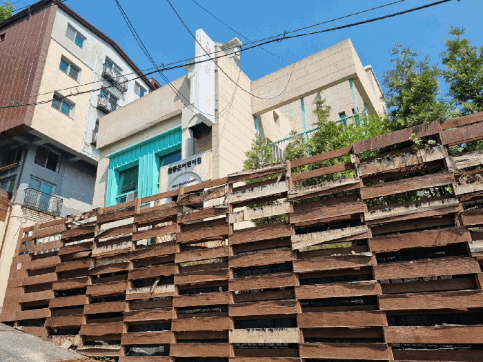 본건 남측에서 촬영