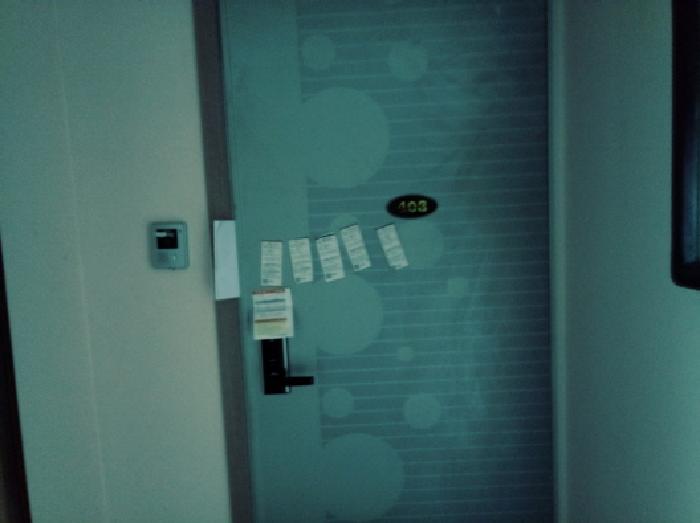 * 4층 403호 출입구 전경