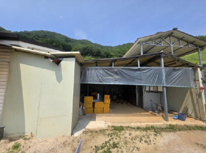 제시외 철골조 조립식판넬 지붕 사과저장창고