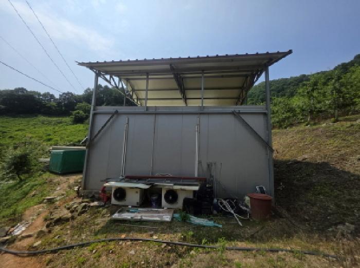 제시외 철골조 조립식판넬 지붕 사과저장창고