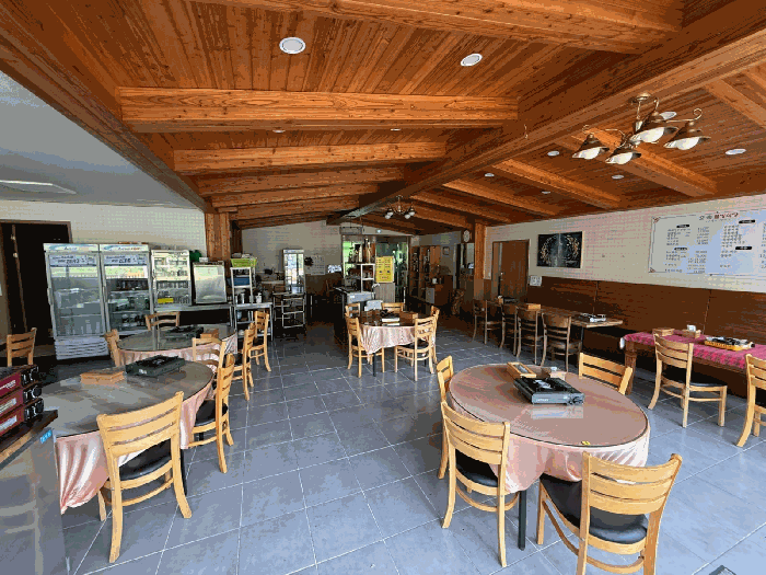 기호(2) 1층 식당 내부