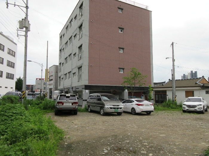 【 본 건 기호 1) 토지 및 제시 외 건물(평가 외) 】