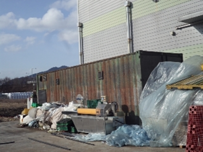 제시외 콘테이너박스 전경