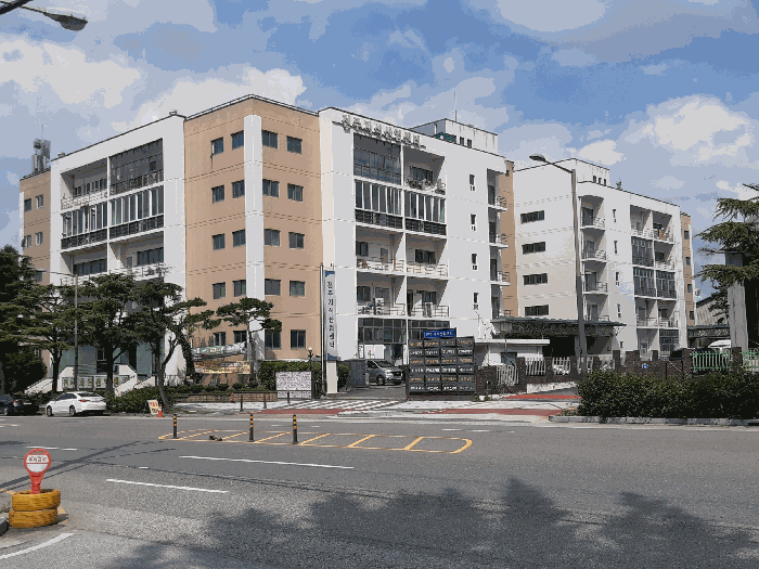 본건 지식산업센터 건물