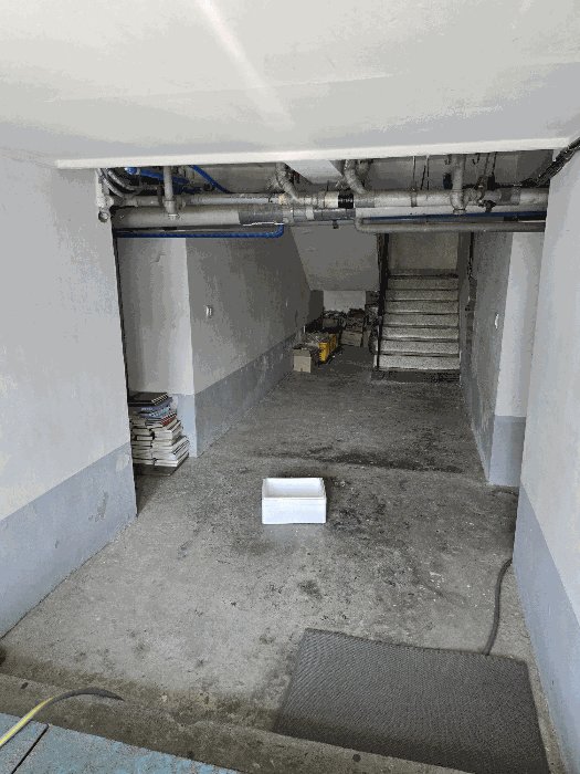 지하실 전경