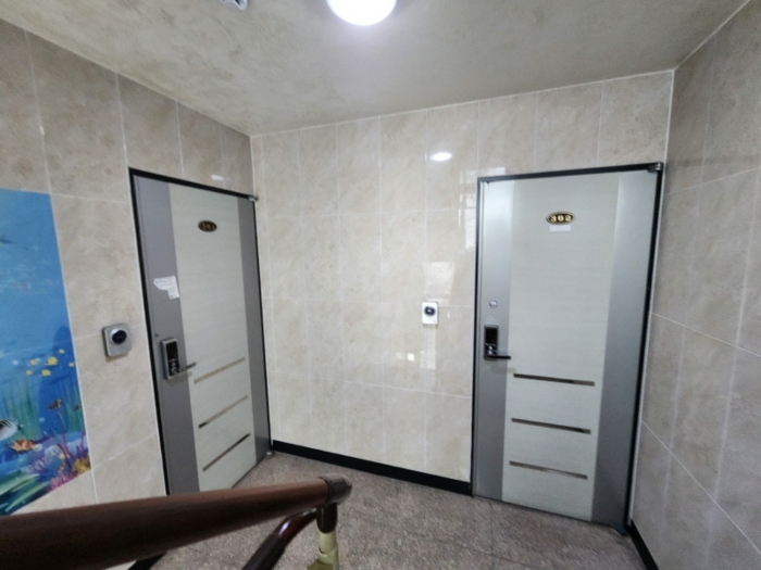 기호2 - 3층 내부