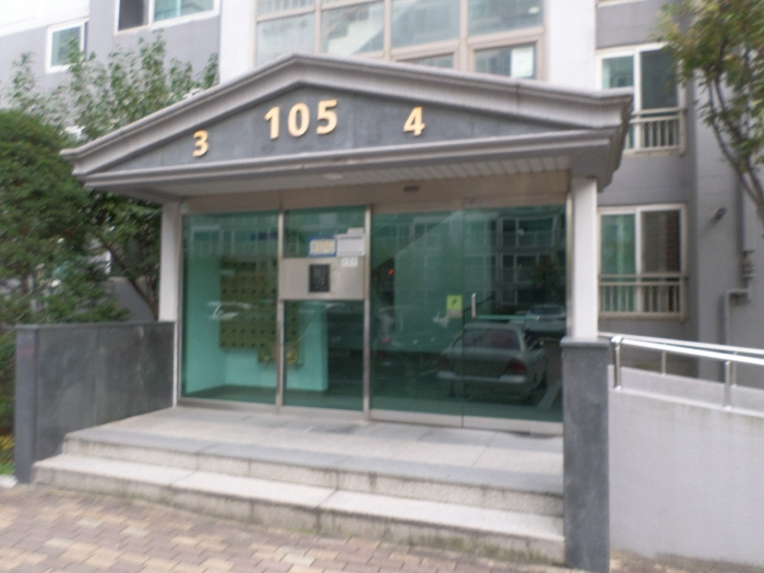 105동 3,4호 라인 입구