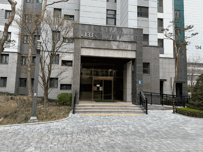 1층 공동출입구