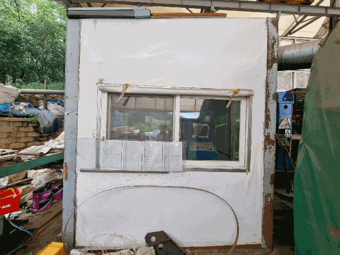 제시외 건물 3-1 작업장 내 이동가능한 기계실
(평가제외)