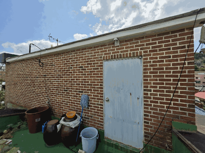 제시외 건물 ㄱ)