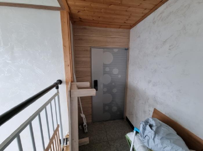 501호 현관문(제시외 건물)