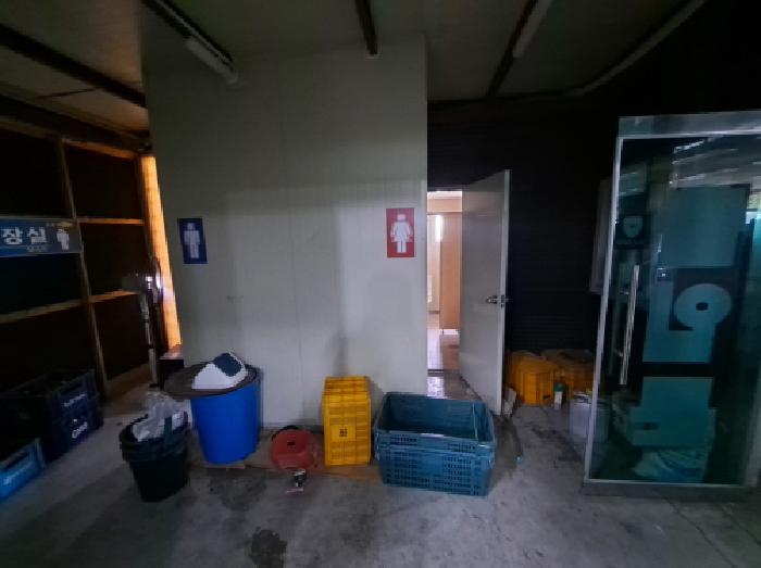 목록 2 동쪽 후면부분 화장실 등