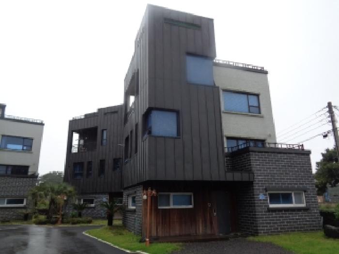 소재지 5.(옹포남2길 51-1 펜트힐협제제1동) 제시 건물 전경