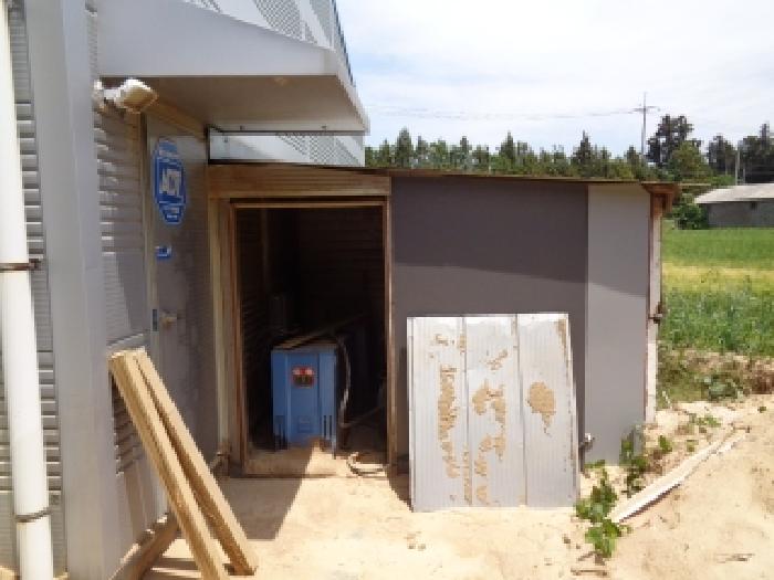 소재지 2.(엄장로 228) 제시외 건물 `ㄷ`