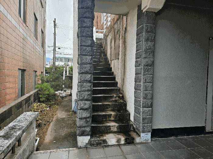 제시외건물 ㄹ)