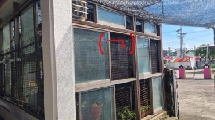 소재지1(동홍동 103-5) 지상에 소재한 제시외 건물(ㄱ)