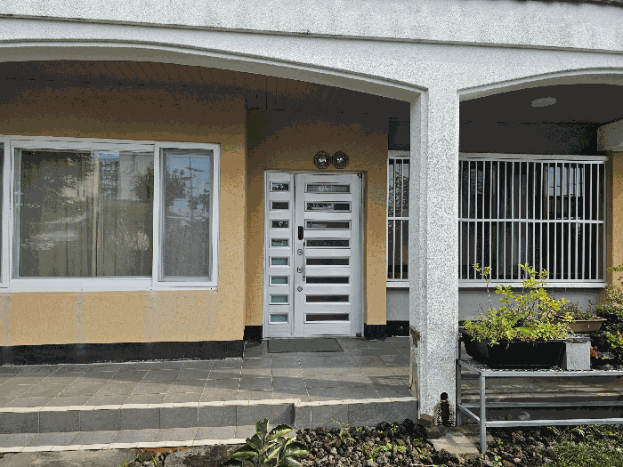 기호(2) 1층 입구