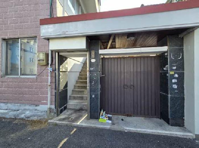 본건 대문 출입구