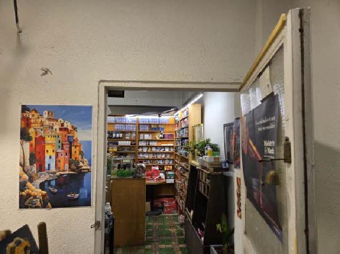 본건 지하층 점포(담배가게)