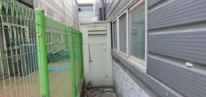 제시외 (ㄱ)기계보관실