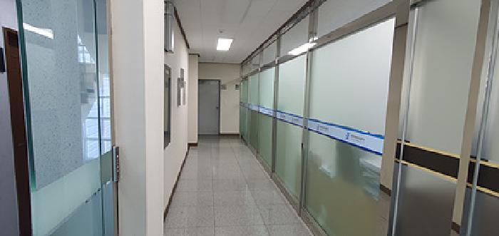 제시 건물-2층사무실 복도 전경