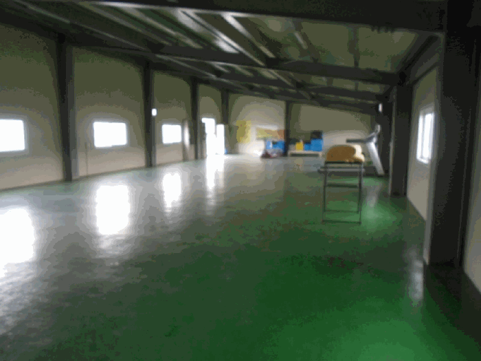 본건 건물 2층 창고 부분