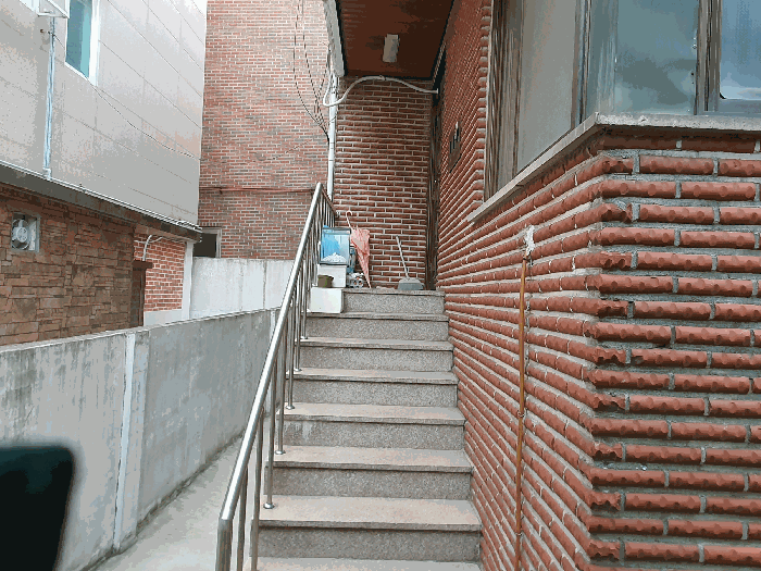 대상건물(1층 출입구)