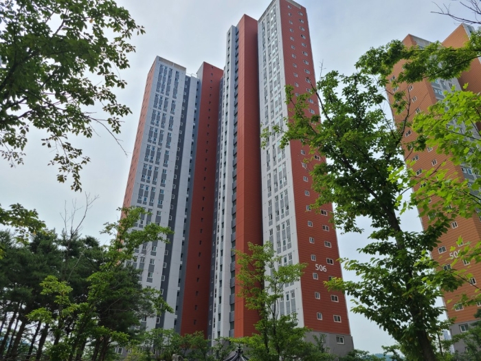 본건 외부 전경