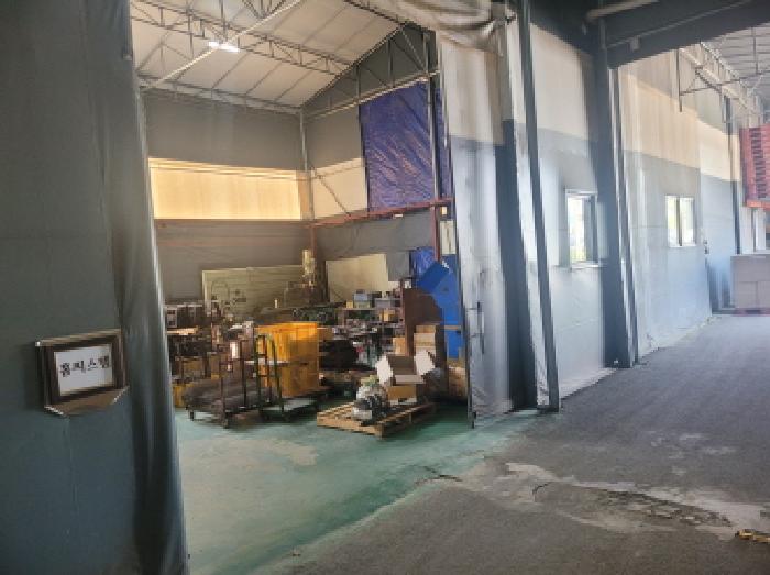 목록 1. 토지내에 소재하는 제시외 가설건축물 5(우측)