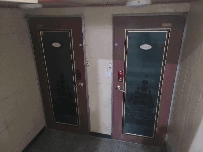 본건 건물 지하1층 전경