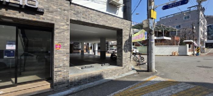 본건 주차장 및 주변