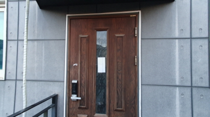 목록3 세대출입문