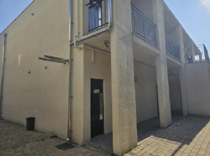 목록 6번 지상의 목록 9번 목적건물(공부상 7동,현황은 6동) 전경