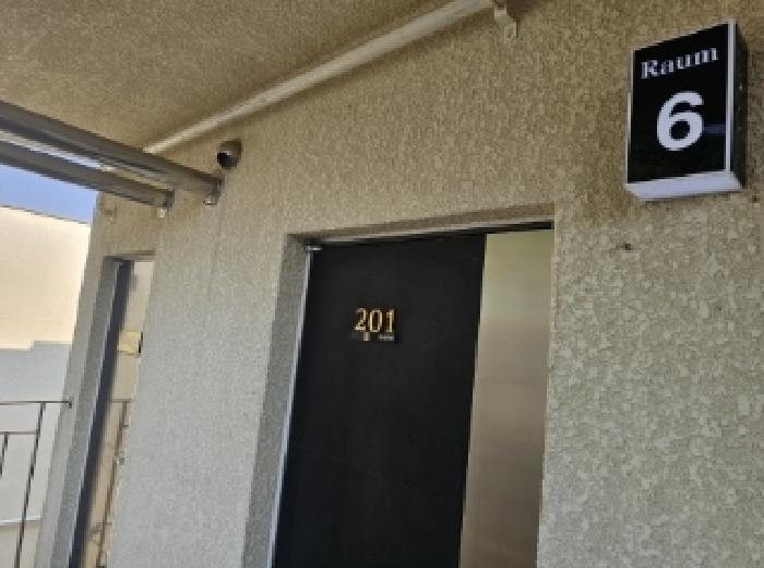 목록 6번 지상의 목록 9번 목적건물(공부상 7동,현황은 6동) 전경(201호객실)