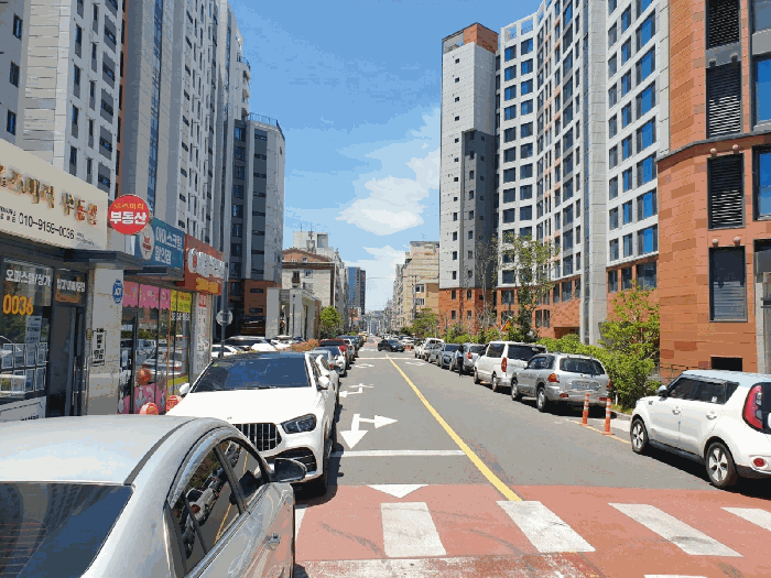 주위환경 - 북측 접면도로